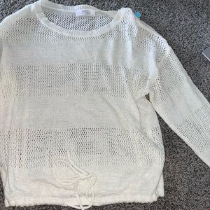 White crochet top from MOD #crochet has alittle blue spot I just found on bottom